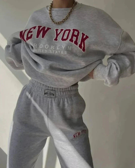 Luźna bluza oversize z napisem New York